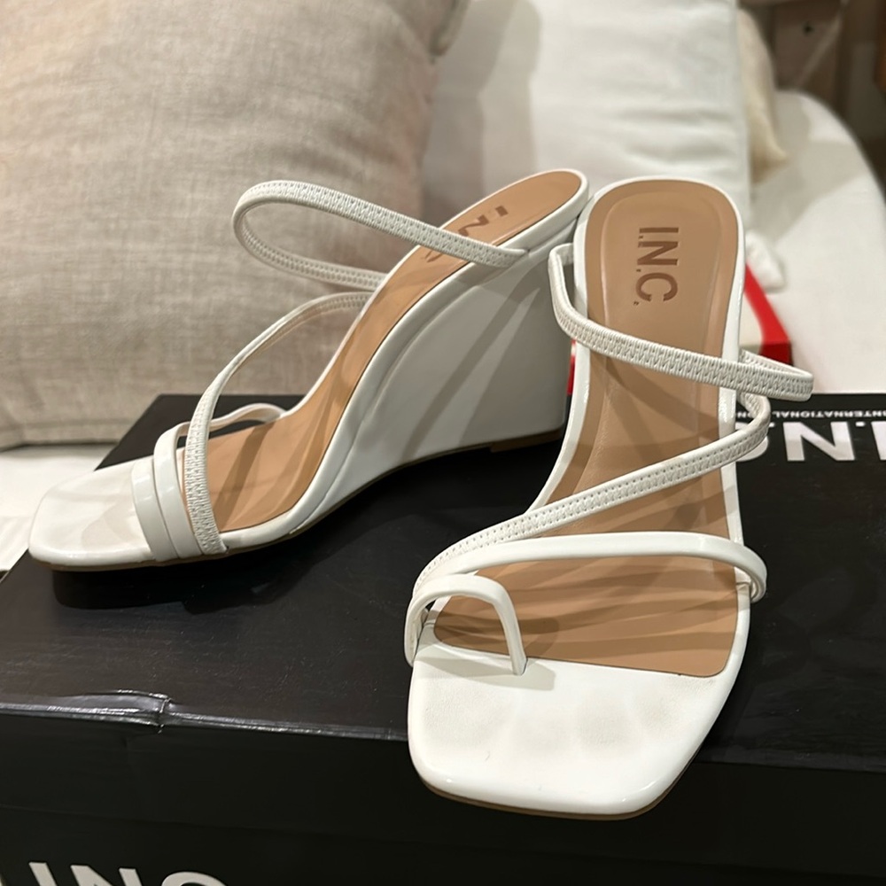 I.N.C. Wedges size 6.5